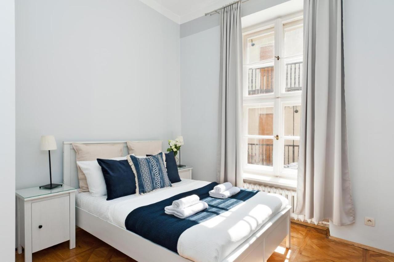 Spacious In Old Town *